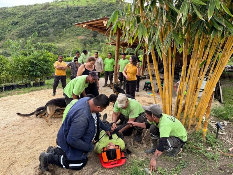 Capacitación en Control de Incendios y Primeros Auxilios