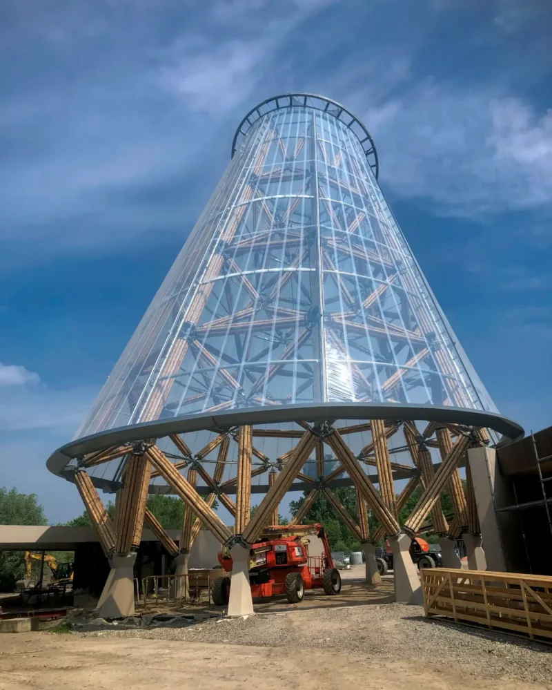 Torre en bambú guadua en Bélgica