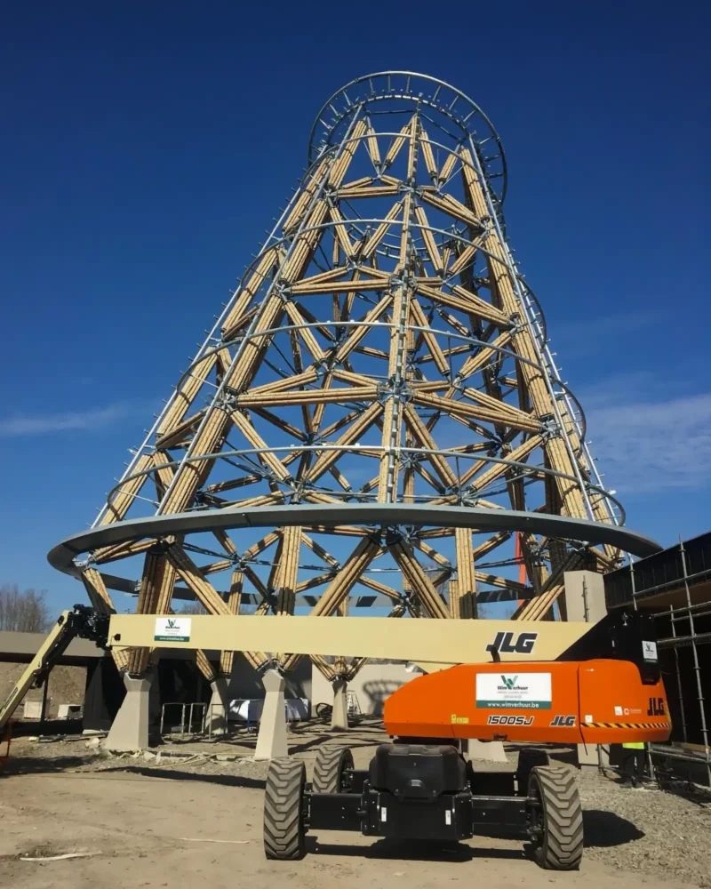 Torre en bambú guadua en Bélgica