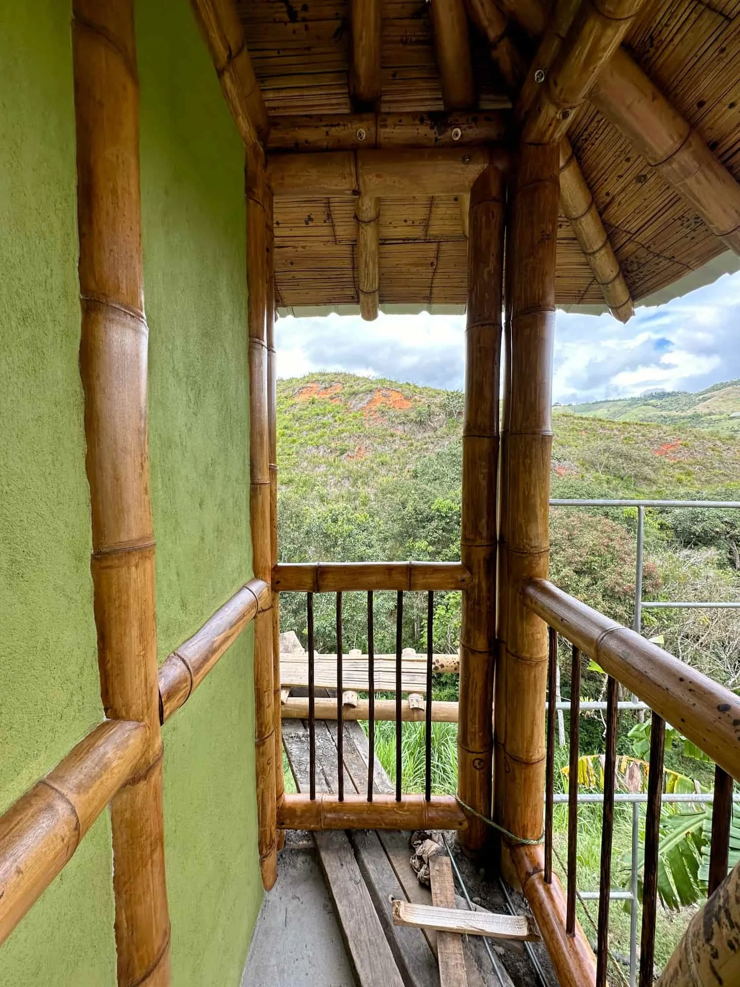 Cabaña en Bambú Guadua para Baño Seco de Lujo