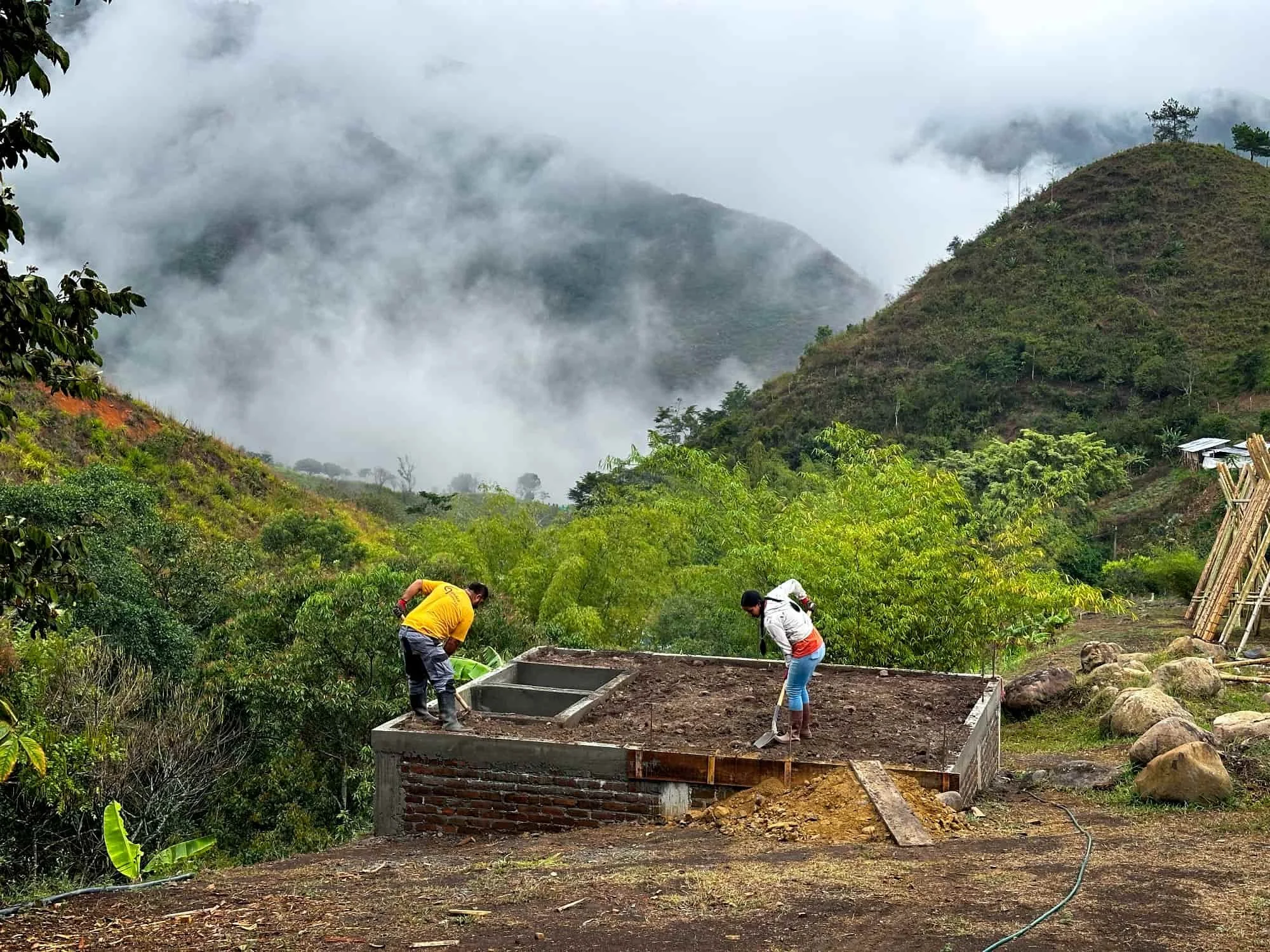 Construyendo un muro de ladrillo