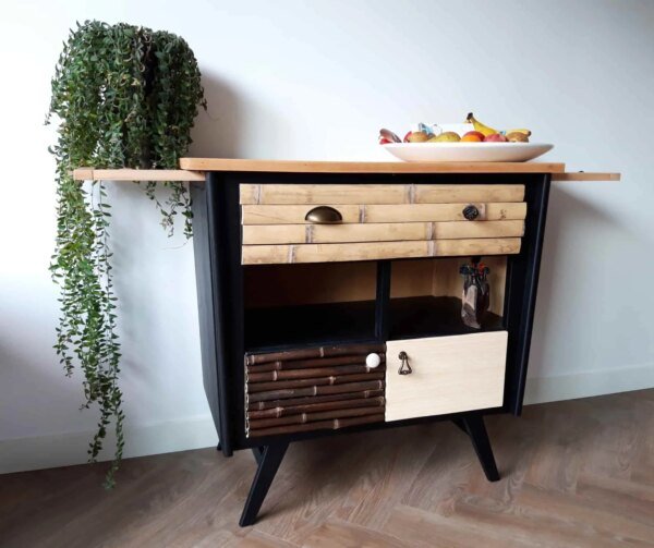 Mueble en latas de bambú guadua