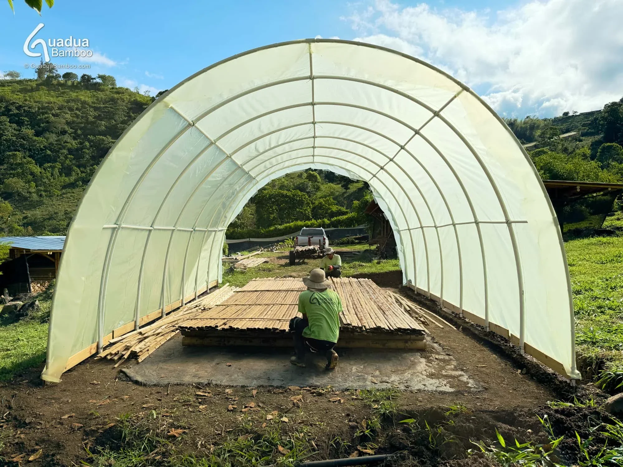 Túnel de secado solar para latas de guadua