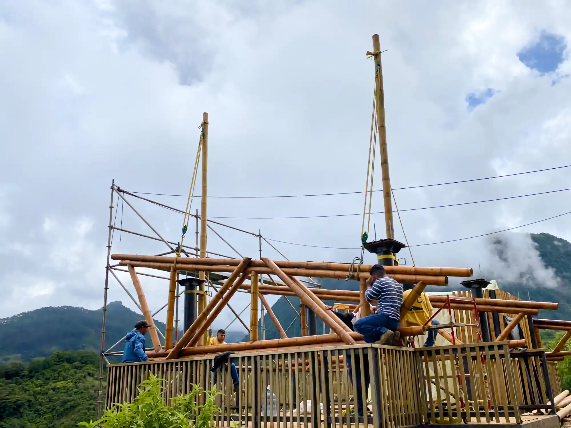 Estructuras en Guadua Bambú en el Parque Cerro Tusa