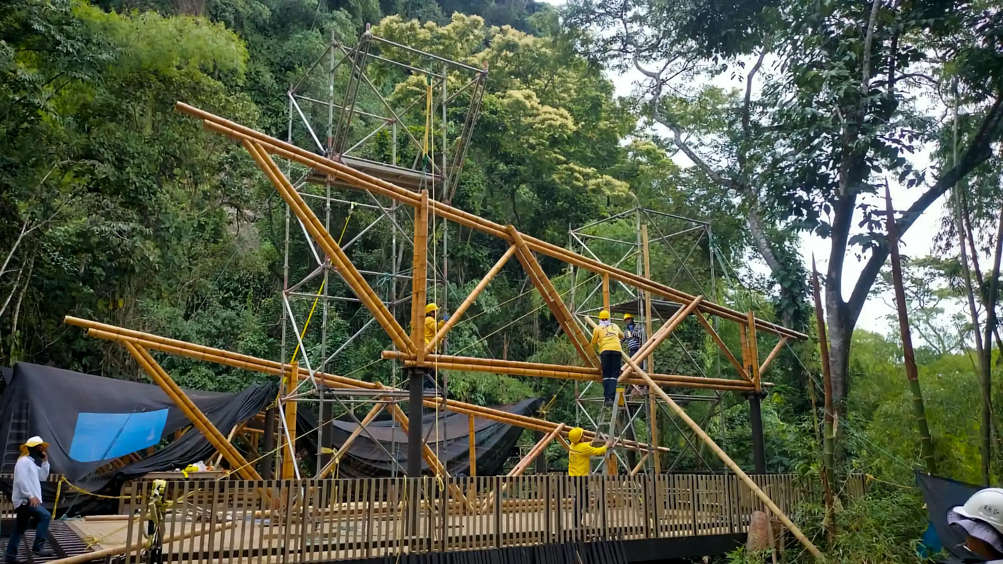Estructuras en Guadua Bambú en el Parque Cerro Tusa