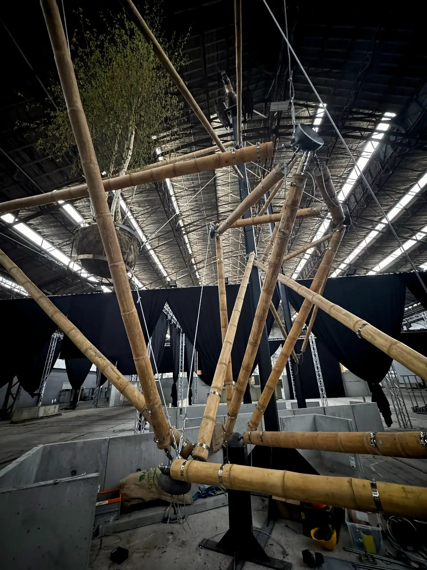 Instalación de Tensegridad en Bambú Guadua en Floraliën 2026 en Gante, Bélgica