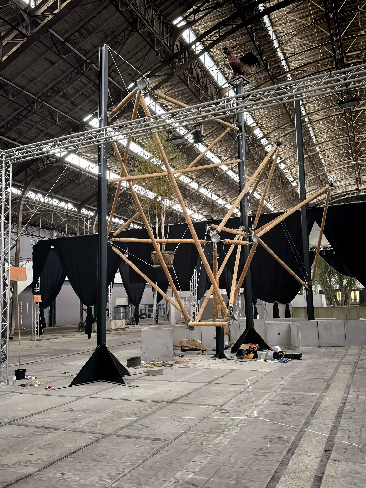 Instalación de Tensegridad en Bambú Guadua en Floraliën 2026 en Gante, Bélgica