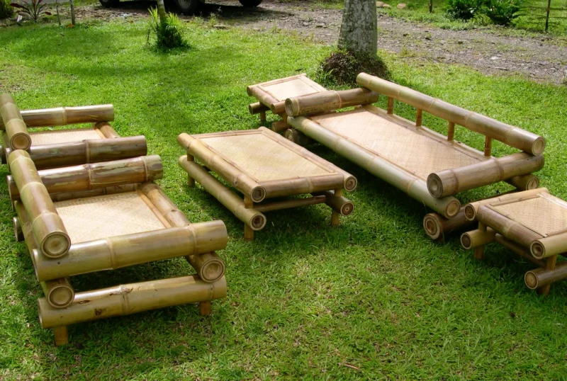 Producción de muebles en guadua en Costa Rica